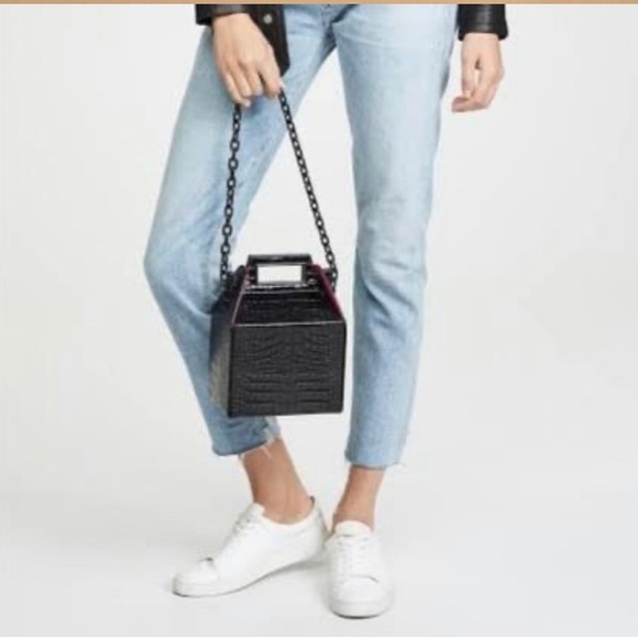 BNWT POP & SUKI Black Croc-Embossed Leather Takeout Bag - Picture 11 of 11